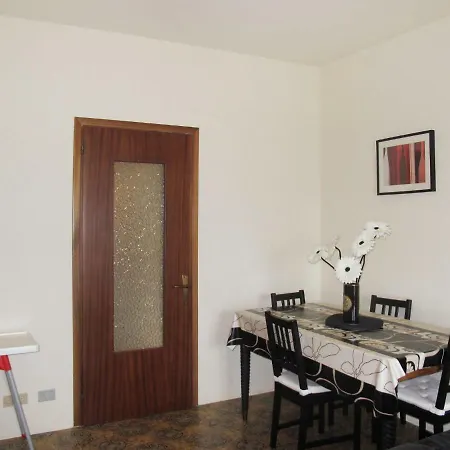 Locazione Turistica Ferienwohnung Apartman Gera Lario